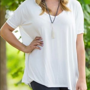 ❌SOLD❌ V-Neck Piko Top